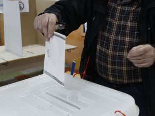 SDS i SNSD zatražili korisničke naloge za prijavu na izbore za predsjednika Srpske