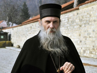 Епископ Јован: Одолијевамо покушајима уништења