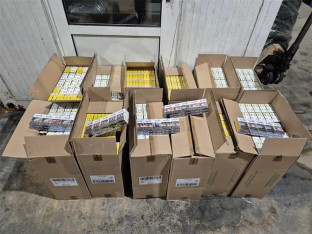 Pokušao da prokrijumčari 120.000 cigareta