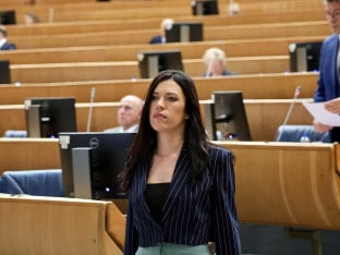 Vulić: Oružanim snagama trebaju uniforme i oprema, a ne maštanje