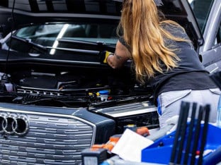 Auto-industrija Njemačke na rubu sloma