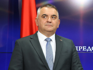 Minić: Nećemo trovati političku scenu, interes građana na prvom mjestu