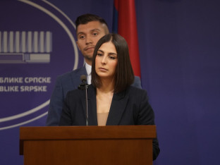 Vukomanović: Da li je vlast spremna za referendum o kupovini hotela?
