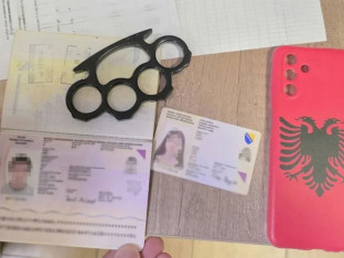 Državljani BiH uhapšeni u Beogradu, jedan nosio bokser i masku sa zastavom Albanije