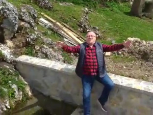 Халид добија споменик у родној Кнежини?