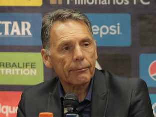 Iznenada preminuo slavni trener Boke Juniors !
