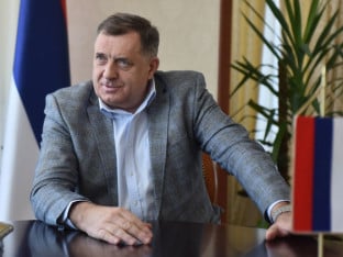 Dodik: Merkel rekla istinu o Ukrajini, kada će neko progovoriti o BiH?