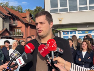 Бијељина: Протест због кашњења плата