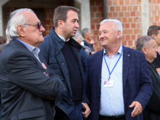 Selak: Vječna slava junacima koji su odbranili jugozapadne granice Srpske