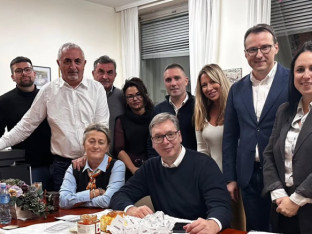 Vučić: Ubjedljiva pobjeda Srpske liste u devet od 10 srpskih opština na KiM