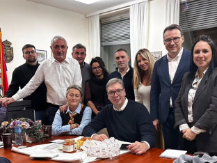 Vučić: Ubedljiva pobeda Srpske liste u devet od 10 srpskih opština na KiM