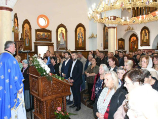 Бројни вјерници прославили славу храма Покрова Пресвете Богородице у Градишци