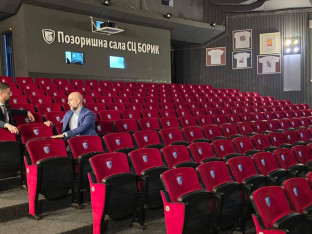 Позоришна сала у СД "Обилићево" добила нови сјај