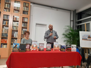Promovisan roman „Oganj“