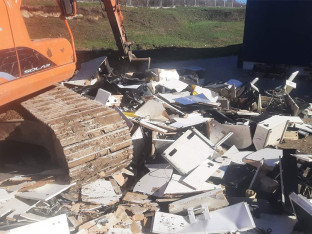 Uništeni aparati za ilegalno kockanje