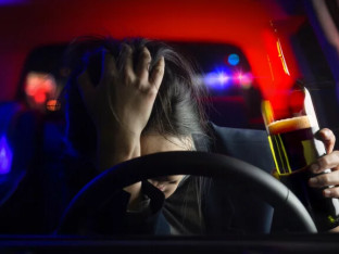 Šok u saobraćaju: Vozačica s više od 3 promila izazvala sudar