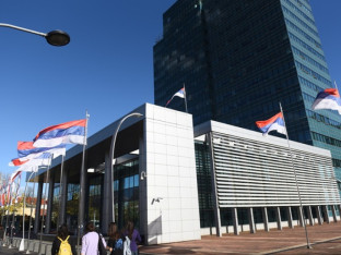 Vlada Srpske: Ustavni poredak narušen diktatorskim dekretima visokih predstavnika