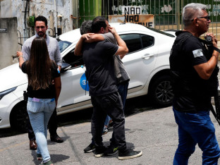 Масакр на улицама Рија: Најмање 20 убијених у акцији полиције