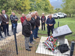Служен парастос жртвама стравичног злочина у Сурјану