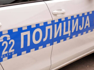 Pješak podlegao, motociklista lakše povrijeđen