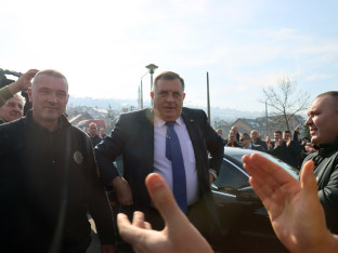 Dodik: Mene su izabrali, jer u sudnicu nisu mogli da stave milion Srba