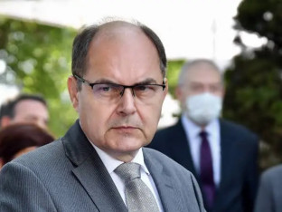 Obnovljen mandat EUFOR-a, sudbina Šmita pred Savjetom bezbjednosti UN-a