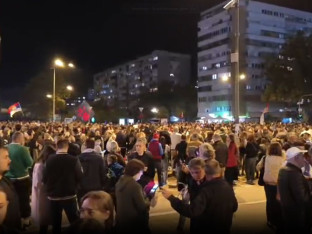 Uoči protesta: Hiljade studenata i građana Srbije pristižu u Novi Sad
