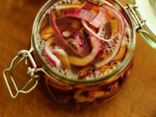 Recept dana: Kiseli luk