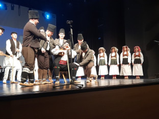 "Венац" у Источном Сарајеву играо и пјевао "Домаћине дома ли си"