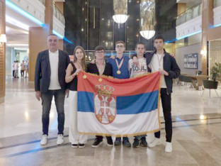 Ministar čestitao gimnazijalcima na osvojenim medaljama