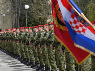Ko služi vojsku u Hrvatskoj biće kažnjen zatvorom?