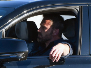 Pogledajte koga je Ben Aflek „priveo“ u svom luksuznom automobilu!