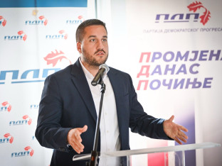 Drinić pozvao NSRS da poništi štetne zakone