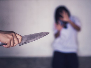 Osuđen jer je nožem napao suprugu, veću tragediju spriječio otac