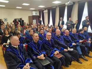 На бањалучком Универзитету промовисано 28 доктора наука