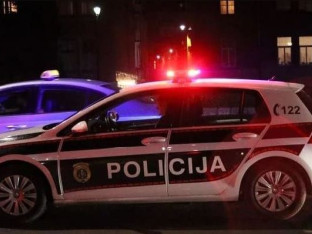 Pijani vozač udario u policijsko vozilo, povrijeđena dva policajca