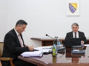 Bećirović i Komšić ponovo rovare