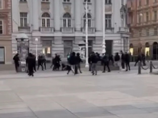 Haos u centru Zagreba: Maskirani huligani divljali na Trgu bana Jelačića
