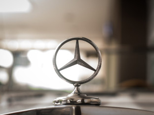 Oduzet "mercedes", vozač za kazne duguje više od 7.000 KM