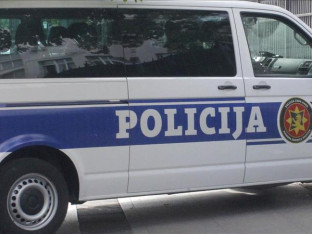 Kontrolisano 600 lica, oduzeta vozila, oružje i droga