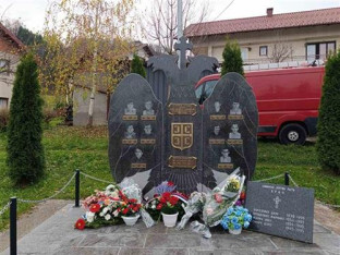 Служен парастос за 10 погинулих бораца и четири цивилне жртве рата