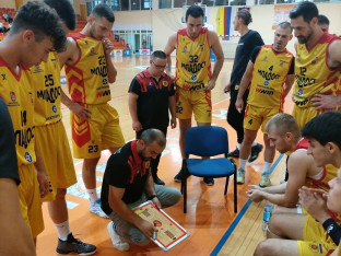 KK Mladost traži trenera