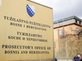 Udar na duvansku mafiju: Među optuženim i radnici UIO