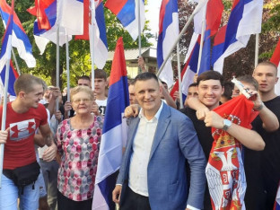 „Lijem krv iz glavne vene“: Đajić se pohvalio pjesmom koju je dobio kao podršku