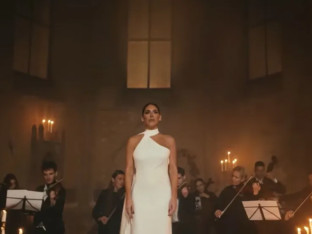 Pjevačica snimila spot u crkvi, izazvala burne reakcije