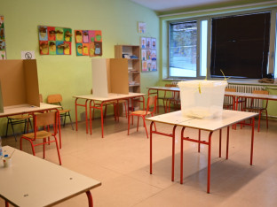 Otvorena biračka mjesta u Srpskoj: Počelo glasanje za novog predsjednika