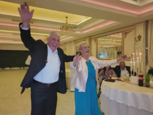 Ljubav pobijedila stotine kilometara udaljenosti