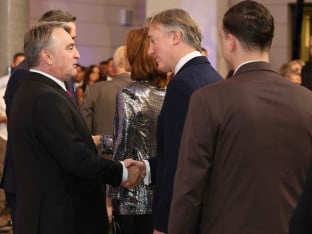 Komšić i Bećirović upriličili prijem u Predsjedništvu povodom praznika koji se slavi u pola BiH