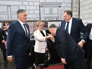 Trišić Babić: Premijer Mađarske nam se divi