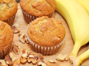 Recept dana: Mafini s bananom i borovnicama bez brašna